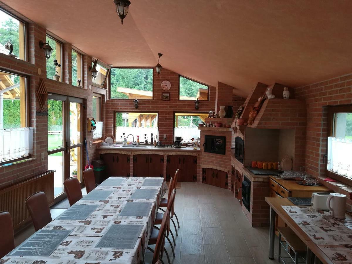 Pensiunea Colt Alb Băile Homorod Exterior photo